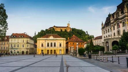 Predstavitev joga studia- Joga Votlina , Ljubljana