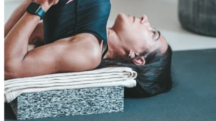 Salamba Sarvangasana ali položaj sveče