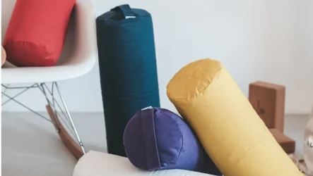 Wie der Bolster die Freude am Yoga steigert
