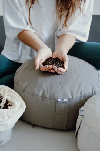 Zafu, organico – cuscino per la meditazione – lino grigio