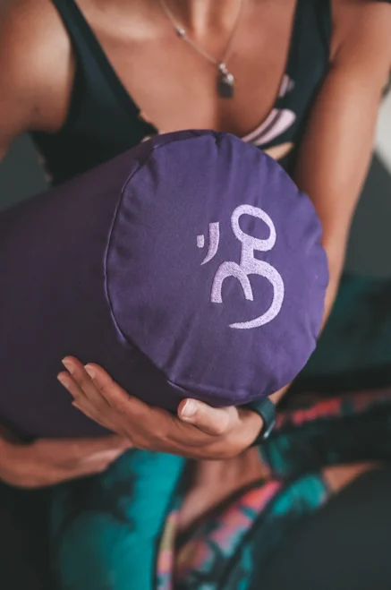 Yogakissen - organisch, mit Buchweizenhülsen gefüllt - violett