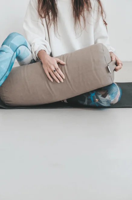 Linen Bolster, organic – filled with buckwheat hulls – grey