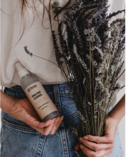 Detergente per tappetini da yoga Lavanda - Floura 200ml