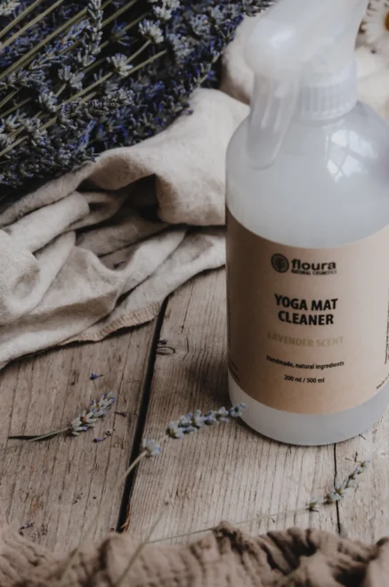 Sredstvo za čišćenje prostirki za jogu Lavanda - Floura 500ml
