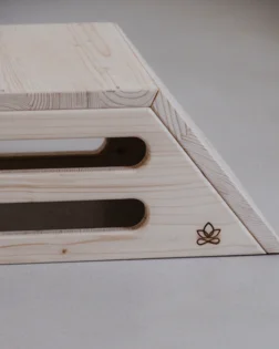 Simhasana Box
