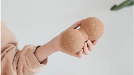 Pluta – naravni material za izdelke za vadbo joge in masažne pripomočke