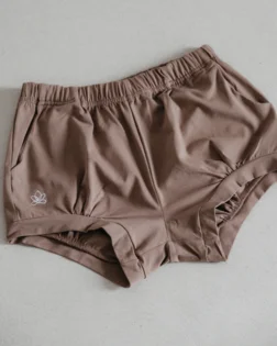Iyengar shorts with pockets – Taupe