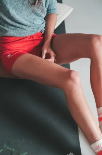 Iyengar shorts – Flame Red