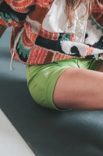 Kratke hlače Iyengar – svetlo zelene