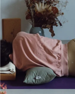 Pranayama Kissen, grün mit Yogadecke